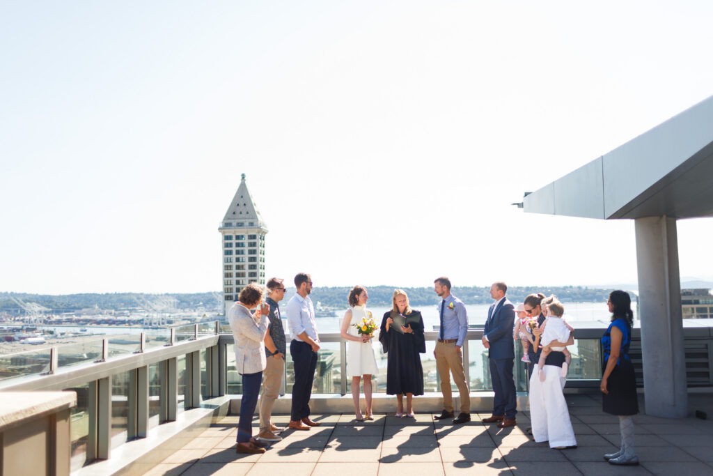 seattle courthouse photography, Washington wedding photographer, pnw elopement photography, small ceremony photographer, civil service, Seattle Municipal Court Marriage Ceremonies pictures, wedding portraits